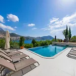 Arden Ege Kalkan Villa *