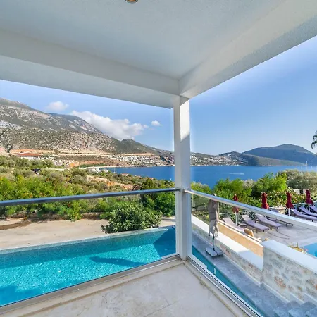 Arden Ege Kalkan * Kaș