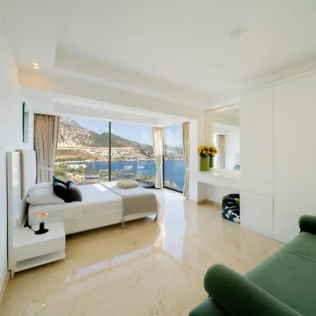 Arden Ege Kalkan * Kaș